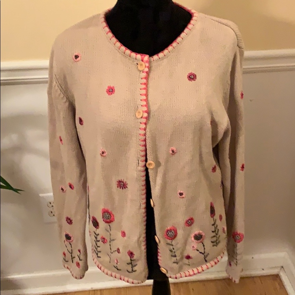 The Eagle’s Eye Floral Cardigan